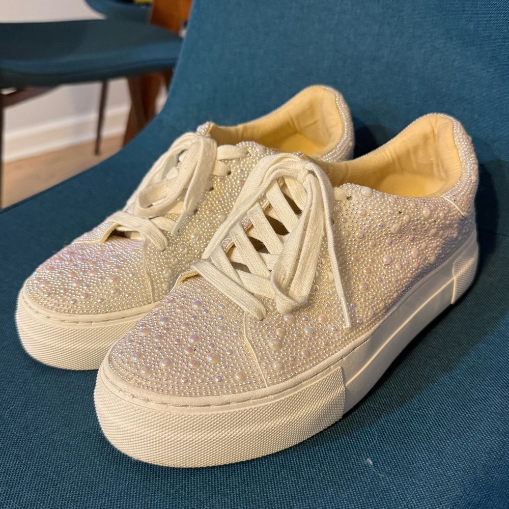Betsey Johnson Sidny Ivory White Pearl Sneakers
